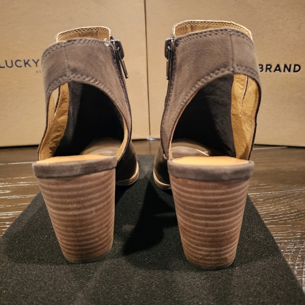 Lucky Brand Heels - Picture 6 of 10
